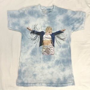 Taylor Swift Lover Era blue and white tie dye T-shirt - size small